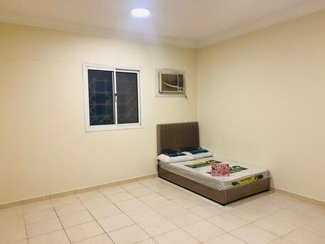 Al Malaz, Rooms Available, SAR 1500/month,  Furnished,  Luxury Building Separately Bachelor Room(Cleaner Available)