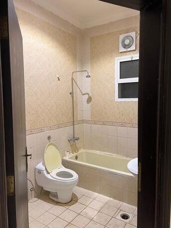 Al Malaz, Rooms Available, SAR 1500/month,  Furnished,  Luxury Building Separately Bachelor Room(Cleaner Available)