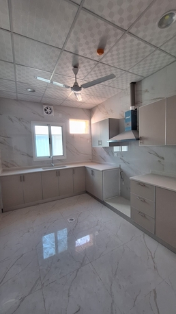 Riffa, Apartments/Houses, BHD 350/year,  5 BR,  Flat New For Rent With EAW In Riffa Al Buhair