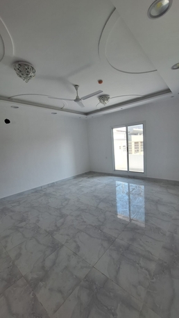 Riffa, Apartments/Houses, BHD 350/year,  5 BR,  Flat New For Rent With EAW In Riffa Al Buhair