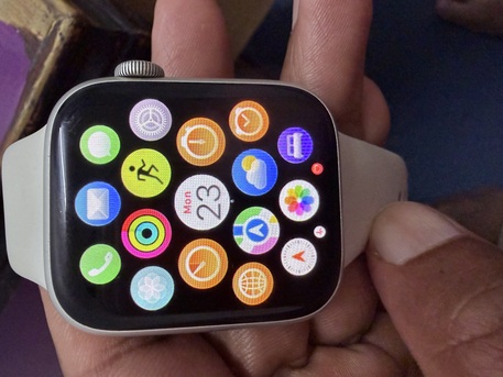 Riyadh, Electronics, SAR 950,  Apple Watch Series 8 GPS + Cellular 45mm