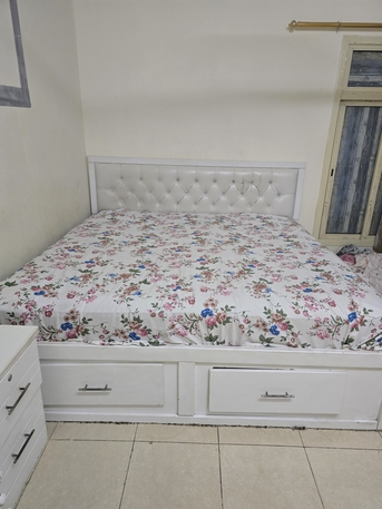 Khobar, Books, SAR 550,  Super King Size Bed With Dressing Table