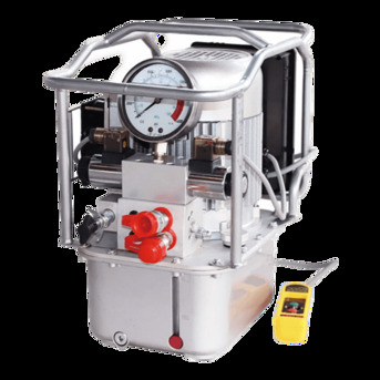 Toronto, Business, NutMate&trade; Hydraulic Nut Remover For Commercial Vehicles