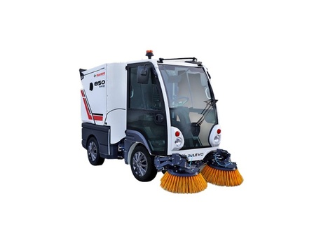 Noida, Heavy Equipment, Electric Sweeping Machine For Efficient And Eco-Friendly Cleaning