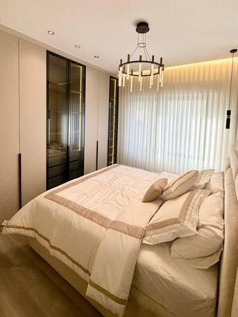 Abdoun, Apartments/Houses, JOD 35000/year,  Furnished,  3 BR,  140 Sq. Meter,  Modern Furnished Apartment For Rent In Abdoun