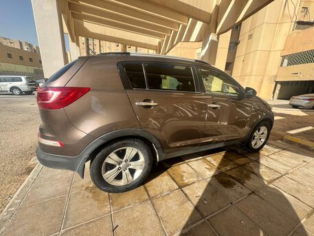 Riyadh, Vehicles, Cars & Trucks , KIA SPORTAGE AWD 2013,  2013,  Automatic,  281000 KM,   Original Body