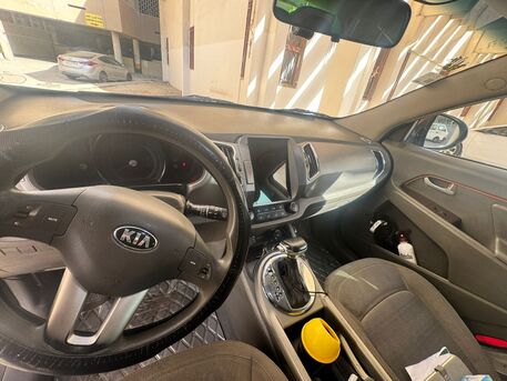 Riyadh, Vehicles, Cars & Trucks , KIA SPORTAGE AWD 2013,  2013,  Automatic,  281000 KM,   Original Body