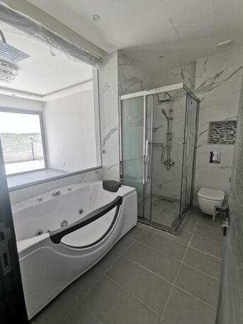 Abdoun, Apartments/Houses, JOD 30000/month,  3 BR,  250 Sq. Meter,  Rooftop Apartment For Rent In Abdoun