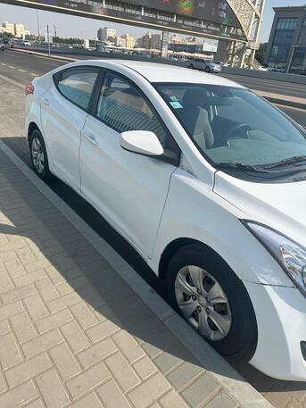 Jeddah, Vehicles, Cars & Trucks , SAR 20000,  Hyundai Elantra,  2014,  Manual,  374 KM,    (white) FOR URGENT SALE!