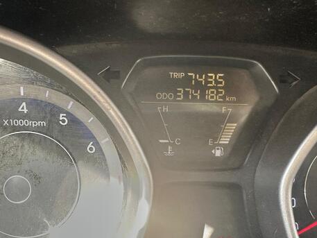 Jeddah, Vehicles, Cars & Trucks , SAR 20000,  Hyundai Elantra,  2014,  Manual,  374 KM,    (white) FOR URGENT SALE!