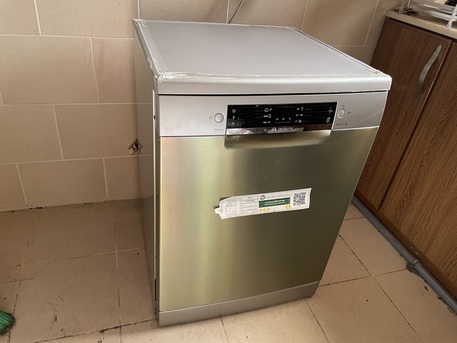 Jubail, Household Items, SAR 800,  Dishwasher For Sale. Bosch Company.