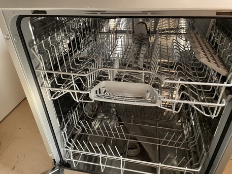 Jubail, Household Items, SAR 800,  Dishwasher For Sale. Bosch Company.