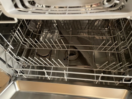 Jubail, Household Items, SAR 800,  Dishwasher For Sale. Bosch Company.