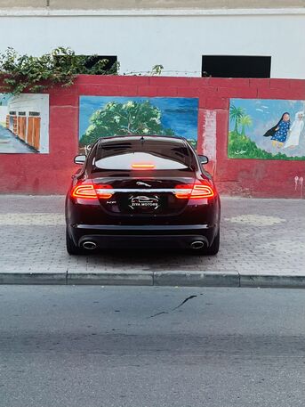 Manama, Vehicles, Cars & Trucks , BHD 3400,  JAGUAR XF,  2014,  Automatic,  105000 KM,    FULL OPTION MODEL WITH WELL-MAINTAINED CONDITION CAR