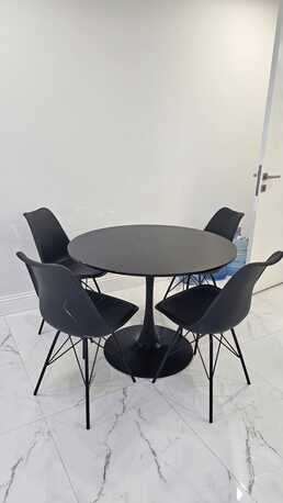 Al Muruj, Furniture, SAR 490,  For Sale: 4-Seater Round Dining Set &ndash; Modern Style &ndash; Excellent Condition