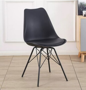 Al Muruj, Furniture, SAR 490,  For Sale: 4-Seater Round Dining Set &ndash; Modern Style &ndash; Excellent Condition