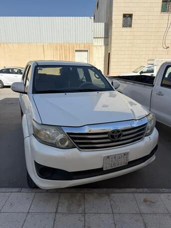 Jeddah, Vehicles, Cars & Trucks , SAR 47500,  Toyota Fortuner 4 Cylinder,  2015,  Automatic,  344500 KM,  TOYOTA FORTUNER FOR SALE ( MODEL)  TRANSMISSION (GASOLINE/PETROL)