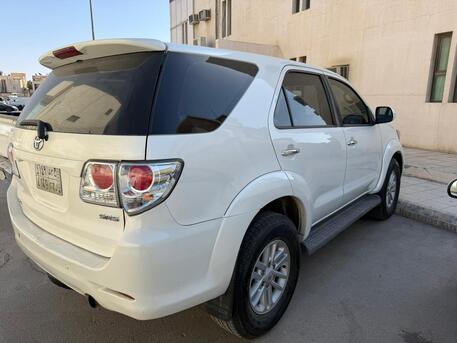 Jeddah, Vehicles, Cars & Trucks , SAR 47500,  Toyota Fortuner 4 Cylinder,  2015,  Automatic,  344500 KM,  TOYOTA FORTUNER FOR SALE ( MODEL)  TRANSMISSION (GASOLINE/PETROL)