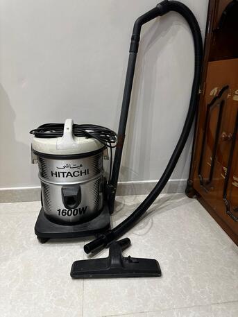 Dammam, Appliances, SAR 150,  HITACHI Vacuum Cleaner (1600 Watts, 15L)