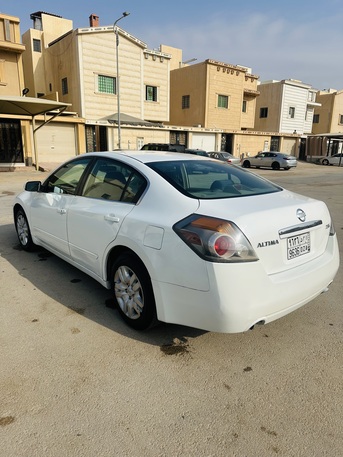 Al Mounsiyah, Vehicles, Cars & Trucks , SAR 15000,  Nissan Altima,  2009,  Automatic,  344 KM,    Emergency Sale SAR 15000 Odo344k