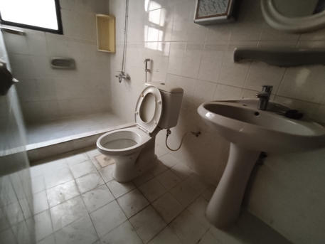 Gudaibiya, Apartments/Houses, BHD 150/year,  2 BR,  Gudaibiya:- 2Bhk Unfurnished Flat On Reny..