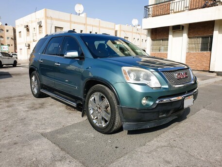 Manama, Vehicles, Cars & Trucks , BHD 1500,  Gmc Acadia,  2010,  200000 KM,   Excellent Condition FOR SALE