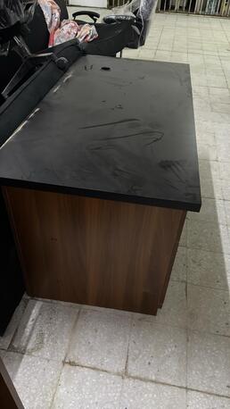 Al Malaz, Furniture, SAR 1200,  OFFICE COUNTER AND TABLE FOR SALE