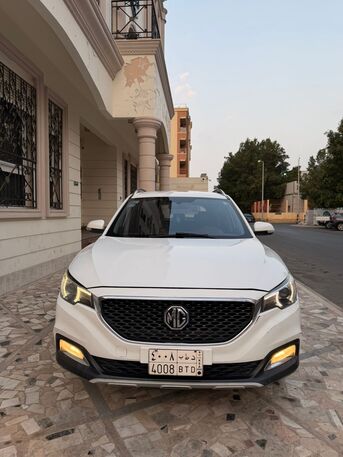 Jeddah, Vehicles, Cars & Trucks , SAR 26,  Mg Zs For Sale,  2018,  Automatic,  160 KM,