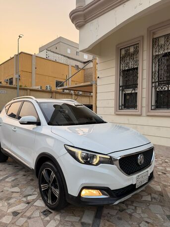Jeddah, Vehicles, Cars & Trucks , SAR 26,  Mg Zs For Sale,  2018,  Automatic,  160 KM,
