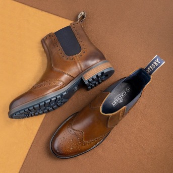 London, Clothing & Accessories, GBP 5600,  Why Choose Catesby England Boat Shoes For Men Over Premium Country Boots?