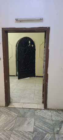 Jeddah, Apartments/Houses, SAR 1000/month,  1 BR,  Furnished Flat Available For 1000 SAR Per Month In Al-Azezia Near Tihama Park