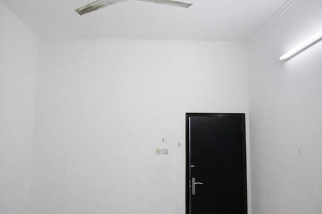 East Riffa, Apartments/Houses, BHD 120/month,  Studio,  Room Available In A Flat With Separate Washroom Kitchen And Hall Also Available