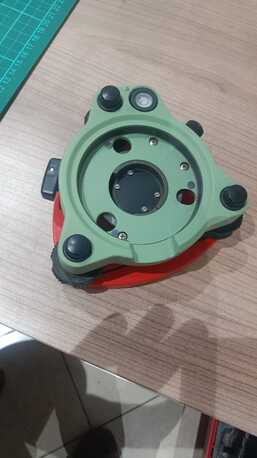 Jeddah, Electronics, SAR 25000,  Leica GS 15- 14 __ CS 10