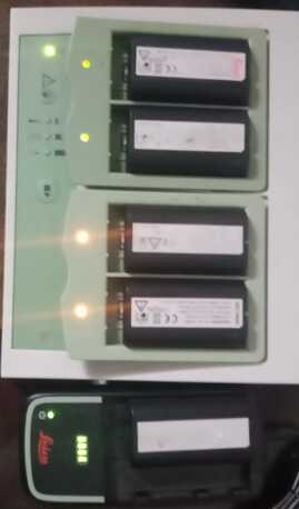 Jeddah, Electronics, SAR 25000,  Leica GS 15- 14 __ CS 10