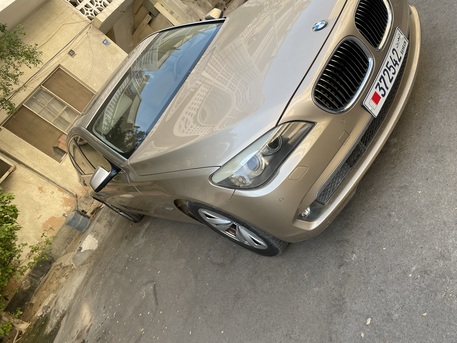 Manama, Vehicles, Cars & Trucks , BHD 2000,  Bmw 7 Series,  2012,  Automatic,  136000 KM,  Mint Condition BMW 730 For Sale!