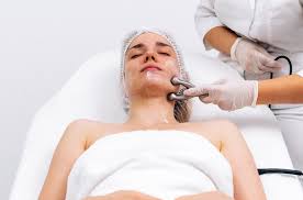 Lahore, Beautician, London Aesthetics & Rejuvenation Centre &ndash; Advanced Skin & Hair Treatment