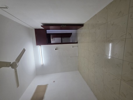Hoora, Apartments/Houses, BHD 170/month,  1 BR,  @1BATHROOM Hall Kitchen With Electricity