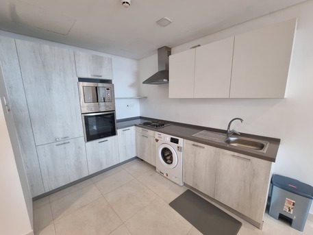 Amwaj Islands, Apartments/Houses, BHD 400/month,  Furnished,  2 BR,  120 Sq. Meter,  Bright 2 BR FF Apartment With Big Terrace In Amwaj Island