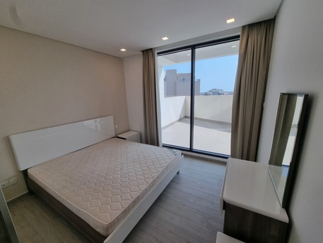 Amwaj Islands, Apartments/Houses, BHD 400/month,  Furnished,  2 BR,  120 Sq. Meter,  Bright 2 BR FF Apartment With Big Terrace In Amwaj Island