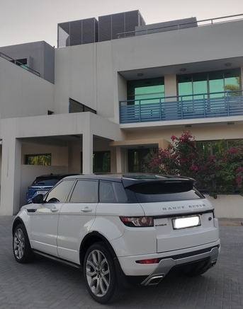 Salmaniya, Vehicles, Cars & Trucks , Rover Range Rover,  2015,  Automatic,  100000 KM,   Range Rover Evoque