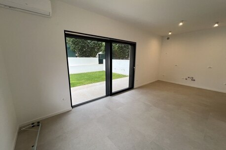 Zagreb, Real Estate For Sale, EUR 430000,  2 BR,  Luxury Apartment With Private Pool And Garden Next To Cape Kamenjak