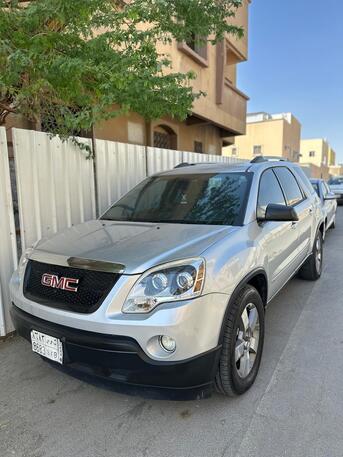 Al Malaz, Vehicles, Cars & Trucks , SAR 14500,  Gmc Acadia,  2010,  Automatic,  357000 KM,  8 Seater Family Vehicle For Urgent Sale