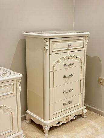 Riyadh, Furniture, SAR 3500,  Complete Luxury King Bedroom Set (Home Centre) + IKEA Lamps &ndash; Excellent Condition