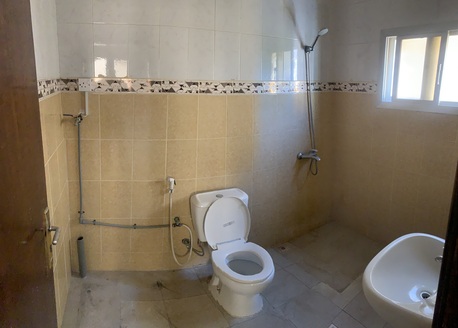 Riffa, Apartments/Houses, BHD 220/month,  3 BR,  140 Sq. Meter,  Riffa Buqwara Area 3 Bedroom Unfurnished Apartment Available For Rent