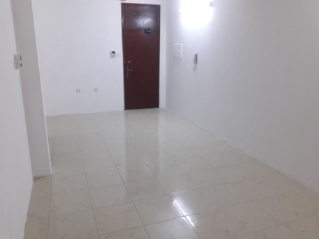 Hoora, Apartments/Houses, BHD 170/month,  1 BR,  90 Sq. Meter,  1 Bhk Unfurnished Flat With Ewa Available In Hoora Call Aleena