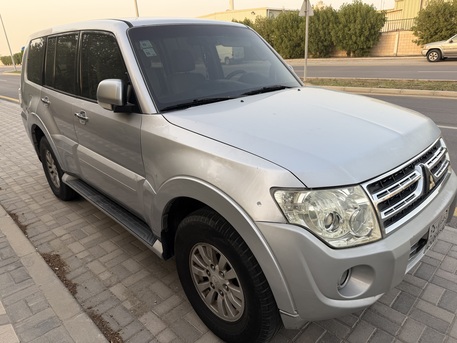 Khobar, Vehicles, Cars & Trucks , SAR 28500,  Mitsubishi Pajero,  2014,  Automatic,  400000 KM,   Pajero For Sale 4x4