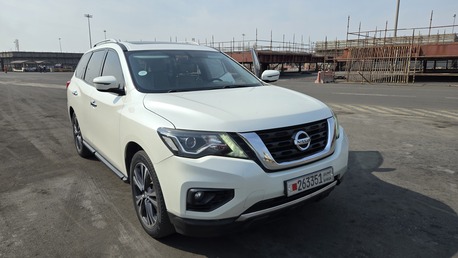 Manama, Vehicles, Cars & Trucks , BHD 5000,  Nissan Pathfinder,  2018,  Automatic,  103000 KM,   SV