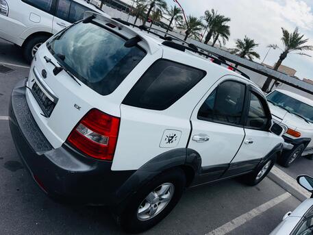 Gudaibiya, Vehicles, Cars & Trucks , BHD 1000,  Kia Sorrento Hybrid,  2007,  Automatic,  290000 KM,  Power Steering Cruise Control Android Music Player Reverse Camera Passing Insurance DEC 26