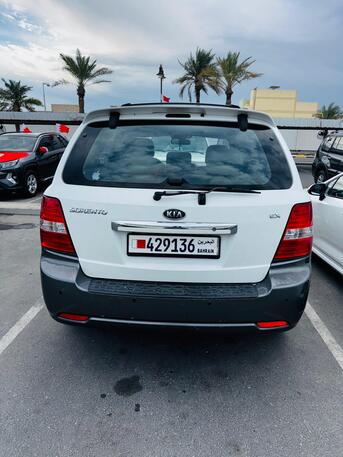 Gudaibiya, Vehicles, Cars & Trucks , BHD 1000,  Kia Sorrento Hybrid,  2007,  Automatic,  290000 KM,  Power Steering Cruise Control Android Music Player Reverse Camera Passing Insurance DEC 26