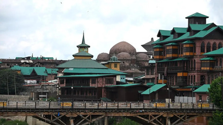 New Delhi, Travel, Srinagar Delights Tour ?4 Nights PACKAGE CATEGORY :?Family, Group DESTINATIONS COVERED :?4